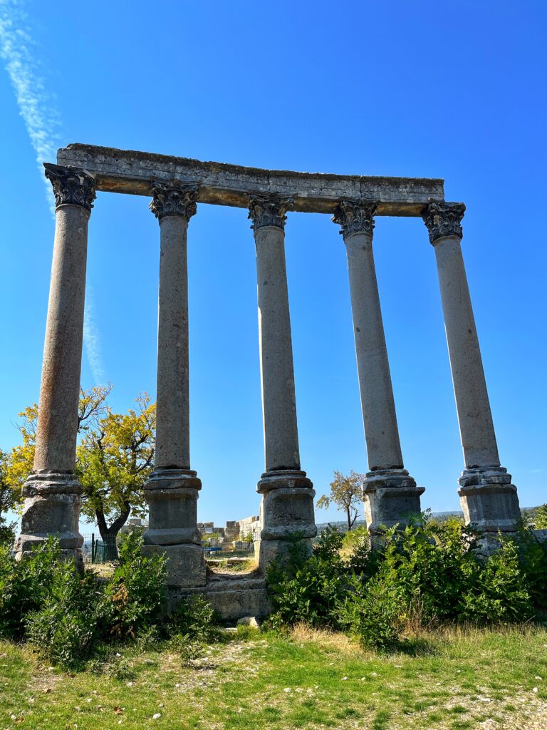 Uzuncaburç Tyche Tapınağı